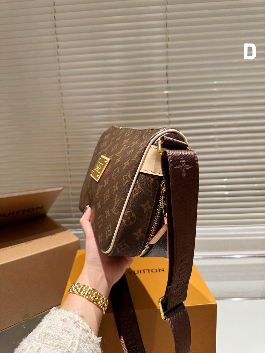 2023 VL handbag -129