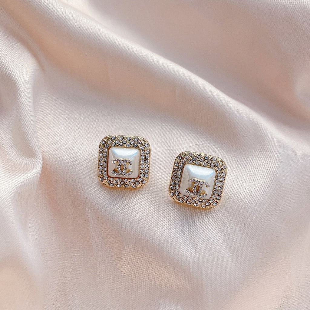 Fashion Pearl Diamond Square Stud Earrings