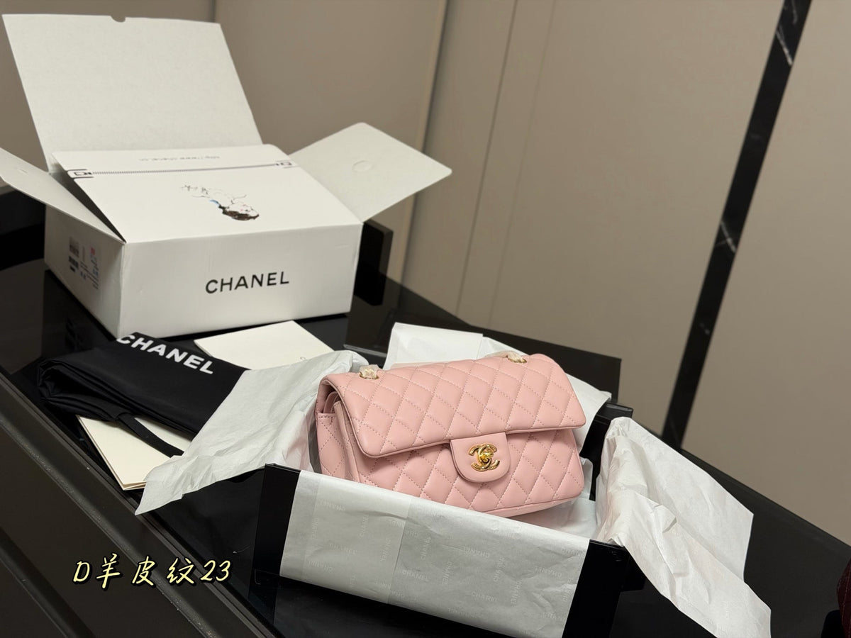 High-End Women's Fashion Handbags-30